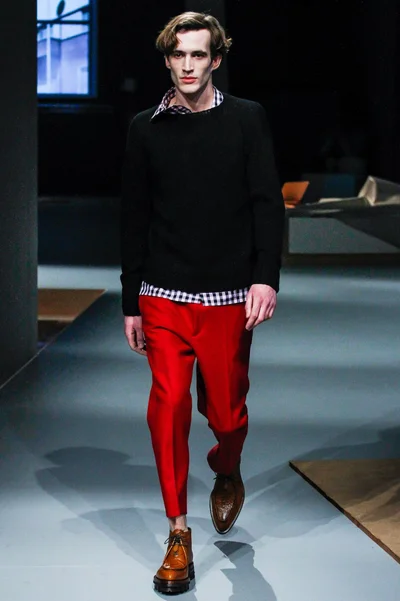 Look 30